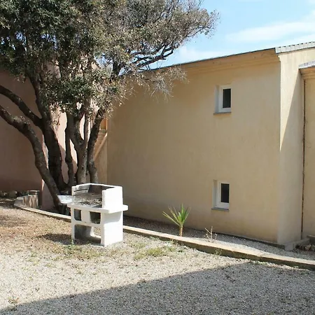 Residences Anna Apartment